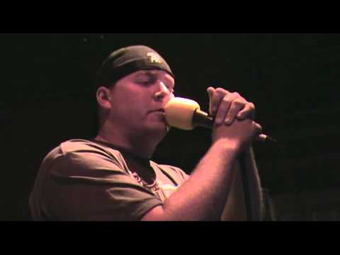 Live Music Entertainment is Bos Barn Dance Hall, They have the best Live Music Entertainment