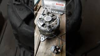 Sistema de carga con regulador interno