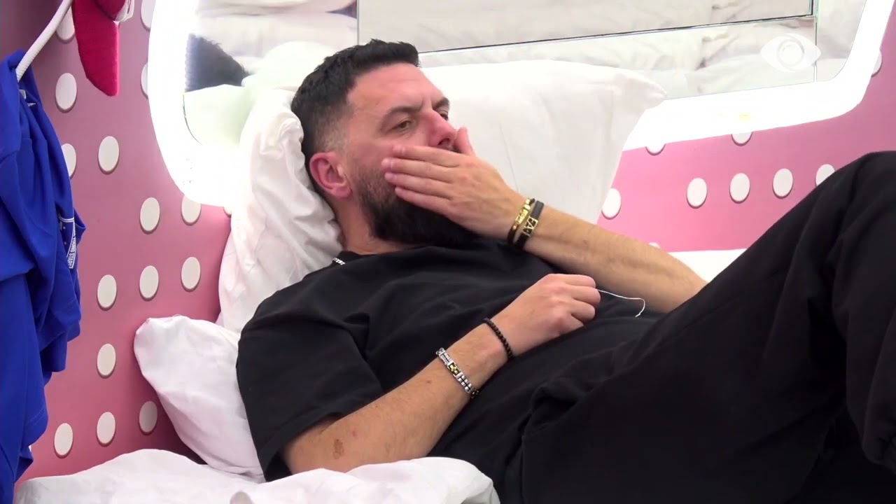 “Nuk ishte batutë”/ Rogerti diskuton me Selin, ndërhyn Miri