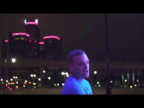 Swainoh - Glocky (Directed by: Emilio Cuevas)