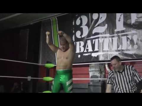 *Clip* Eddie Van Glam vs Christian Andes - 'If I Could Turn Back Time' - 3-2-1 BATTLE! - 08/11/2017