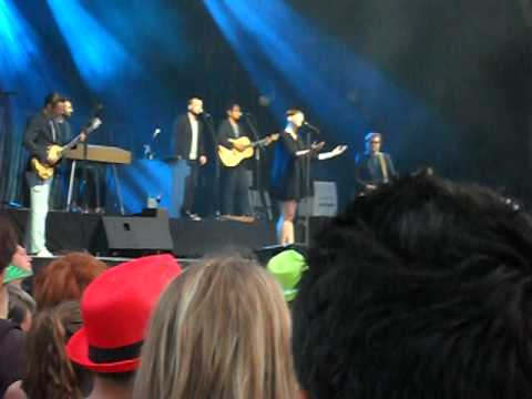 HOOVERPHONIC/ Ronquières Festival 2014/