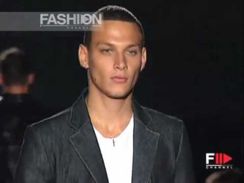 "Gucci" Spring Summer 2002 Milan 1 of 3 Menswear by FashionChannel