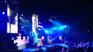 Dreaming&#39;s for sleeping -hedley- Wildlive Tour 2014