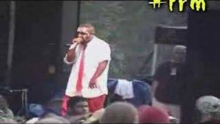 Tech N9ne - Freaky (LIVE)