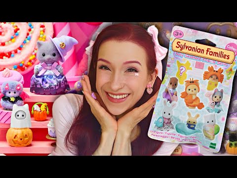 I'M OPENING SYLVANIAN FAMILIES FOR THE FIRST TIME!🤩