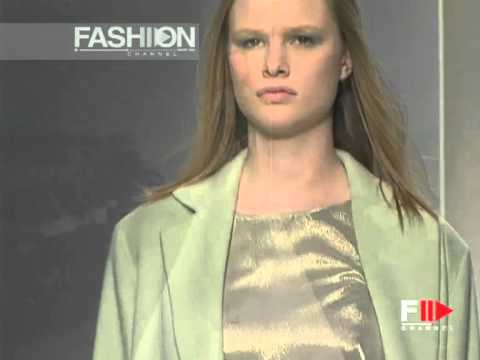 "Genny" Autumn Winter 1998 1999 Milan 3 of 3 pret a porter woman by FashionChannel