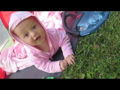 rok 2014 michellka malá ranní video z úklidu ať máte veselejší den :)))