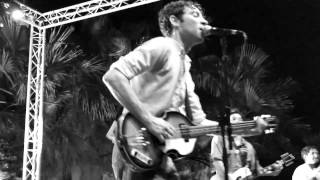 Live Black Lips avec "Modern Art" lors de Plage de Rock 2012