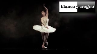 Sergi Sanchez &amp; Romy Low  - Bad Girl (Official Lyric Video)