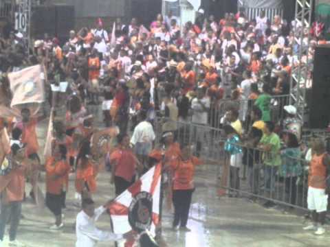 Bateria Laranja Mecânica Mestre Cachorrão - Muamba de POA 2014