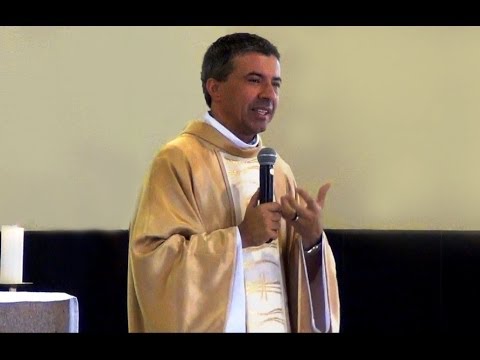 Dia 02/02/2014 - Homilia do Pe.Silvio César - Paróquia Sagrada Família.