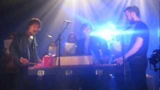Puggy - I'm happy live @Lille