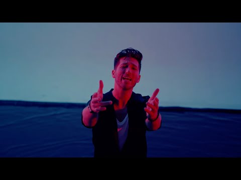 Justin Jesso - Stuck In The Middle (Lyric Visualizer)