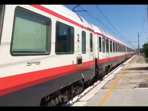 Una strombazzata particolare per il frecciabianca 8816