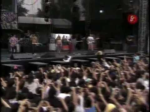 Los Daniels & Natalia Lafourcade "Quisiera Saber" (Vive Latino 2011)