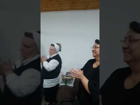 Sora Romina la  Șard ( AVA  NAGHILA )