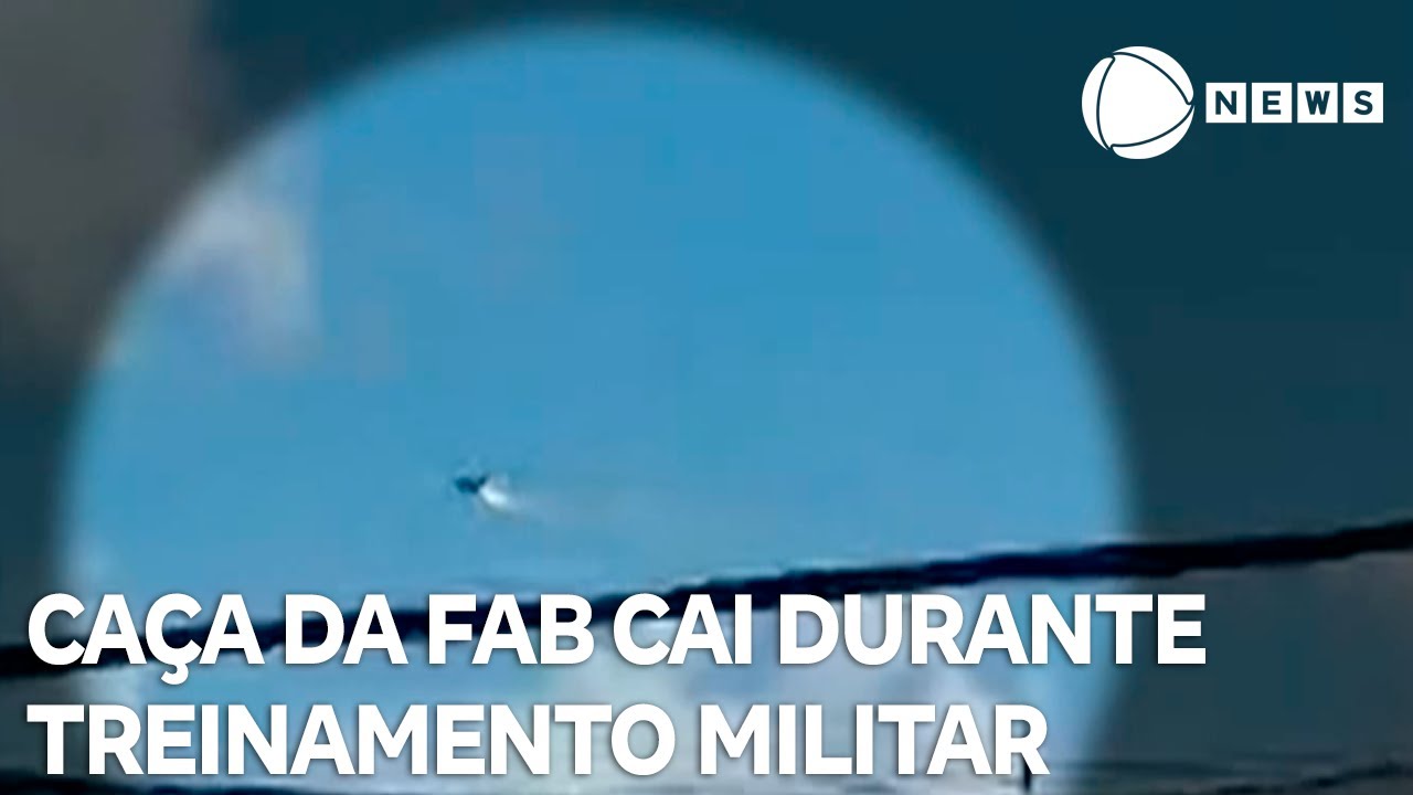 Caça da FAB cai durante treinamento militar em Parnamirim, em Natal