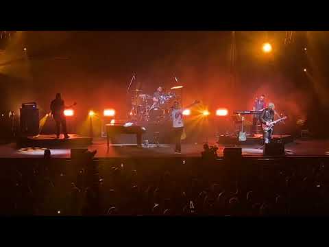 Marc Martel - Play The Game / I Want To Break Free - Buenos Aires 5/15/22