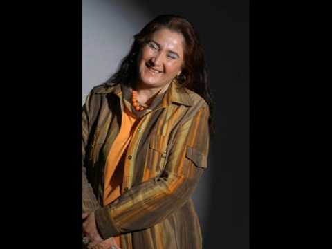 Sabahat Akkiraz - Seni Seven Sevmesini Bilmemis