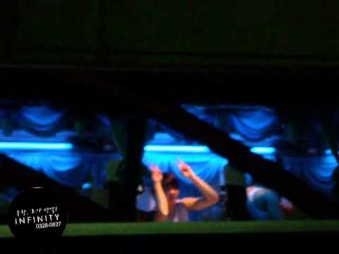 120406 Woohyun @ Stadium For Rehearsal :: Lovely Boy