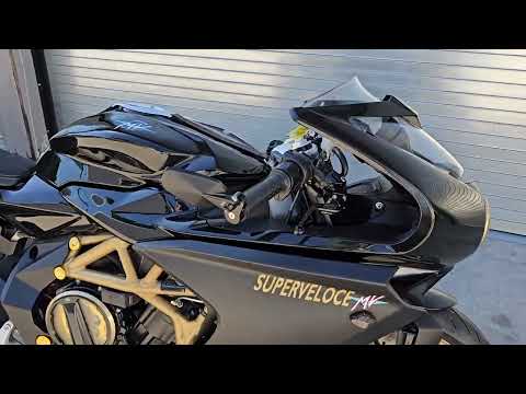 mv agusta superveloce 800