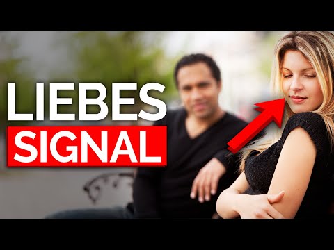 Anyone who does THIS is SECRETLY in love with you (mini-signals)