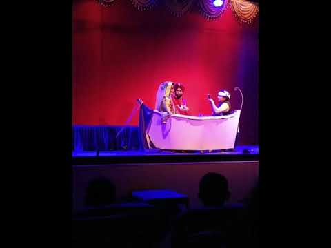 Anubhuti Gupta À Theatre Show on Husband Wife