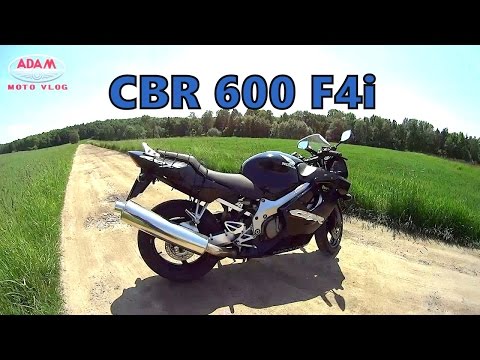 Adam MotoVlog episode 61 "Honda CBR600 F4i Opinion after 5000 km"