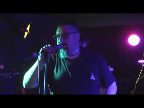 A bude hůř - A BUDE HŮŘ - ZÁZNAM KONCERTU - KLUB 007 - PRAHA - 07.04.2018