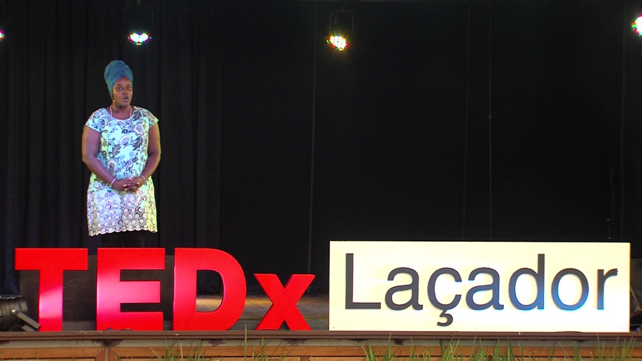 O silenciamento é uma arma contra as pessoas negras | Winnie Bueno | TEDxLaçador