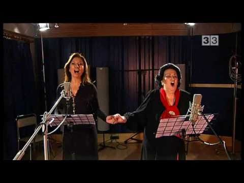 Montserrat Caballé + Montserrat Martí - " Seràs en el meu cor " (You'll be in my heart )