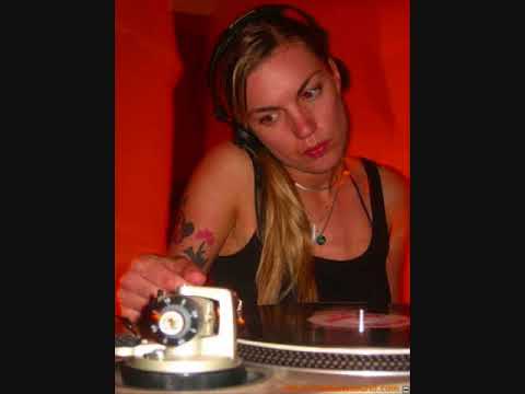 Dj Katcha & MC Nuc & C-lara LIVE @ Klub C19, Kladno - Czech Republic 2001