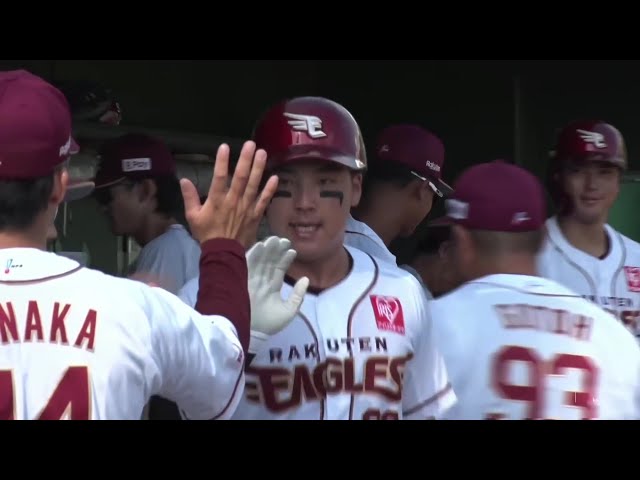 [Juego de Granja] ¡En el momento en que golpeó la pelota! ¡ Tsubasa Yoshino de Los Eagles conectó un jonrón solitario hacia las gradas del jardín derecho! 16 de septiembre de 2025 Tohoku Rakuten Golden Eagles vs. Chiba Lotte Marines