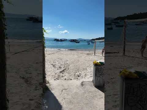 Praia de Governador Celso Ramos em Santa Catarina