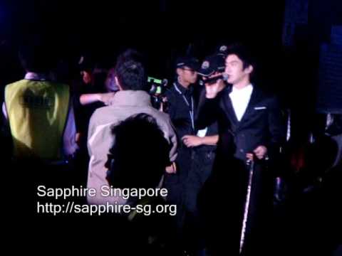 [FANCAM] 081227 Hong Kong SJM Show - The Way You Look Tonight (SiWon's Solo)