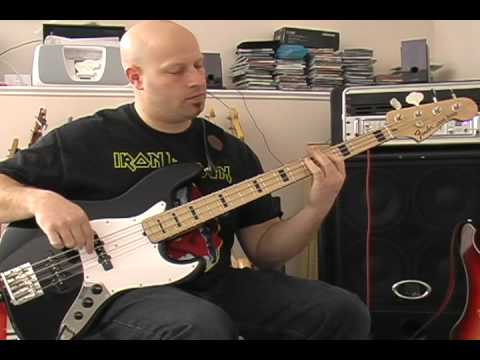 Iron Maiden - Murders In The Rue Morgue - Bass Cover