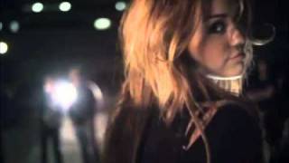 Miley Cyrus - Breathe On Me