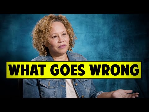 Don't Make THIS Mistake When Pitching A Movie Idea - Kelly Edwards