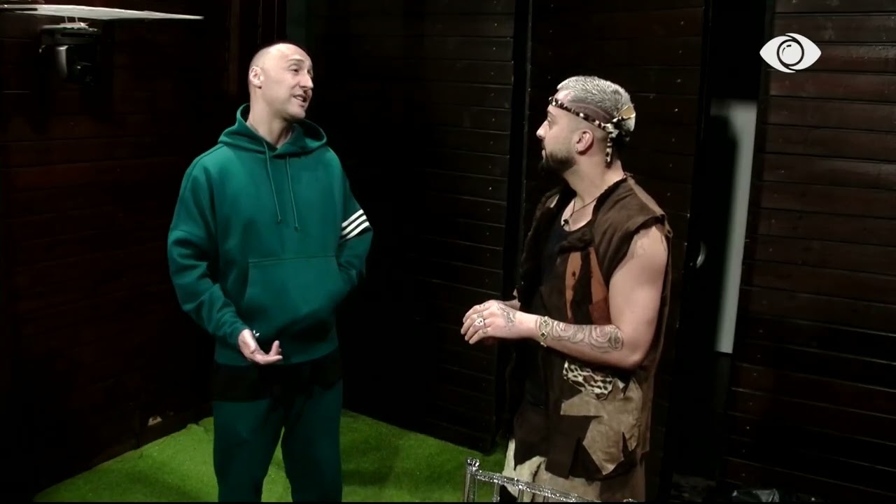 “M’i ka qërruar sytë se është e bukur…”/ G Bani dhe Gjesti bisedojnë për banoren