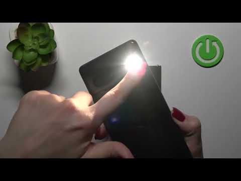 How to Use Flashlight in GOOGLE Pixel 7?