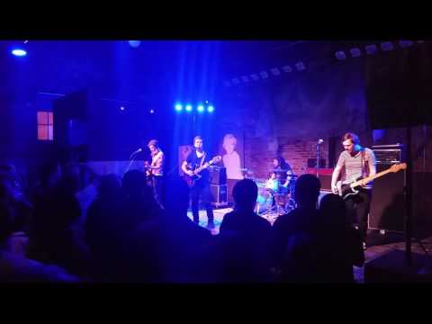 American Scarecrows (Last show)