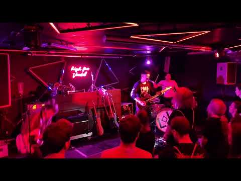 Kind Kaputt - Glücklich sein - Veedel Club - Köln - 23.03.2023