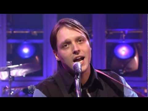 Win Butler (Arcade Fire) smashed guitar on SNL (HD)