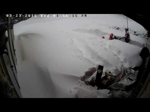 16-03-23 Dueling Snowblowers