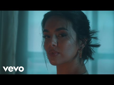 Angela Leiva - Amiga Traidora