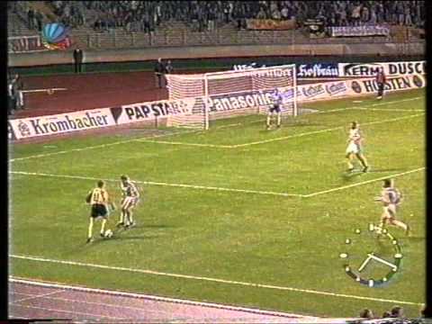 DFB-Pokal-Achtelfinale 1.FC KÖLN vs. DYNAMO DRESDEN 2:1 am 25.10.94