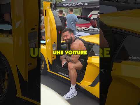 L’homme était trop grand pour cette voiture !