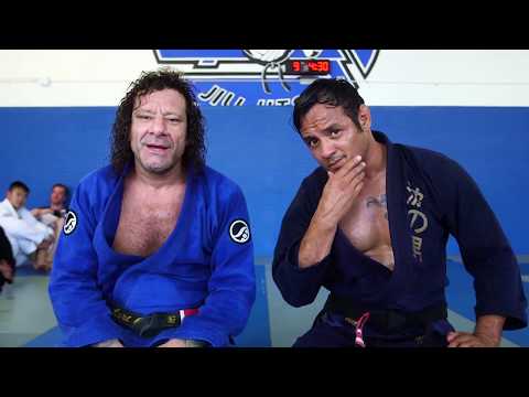 Kurt Osiander's Move of the Week - Umpa and Elbow Escape