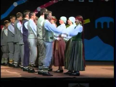 30 nazioarteko folklore jaialdia 2004 - SUDAMALINAS - LETONIA
